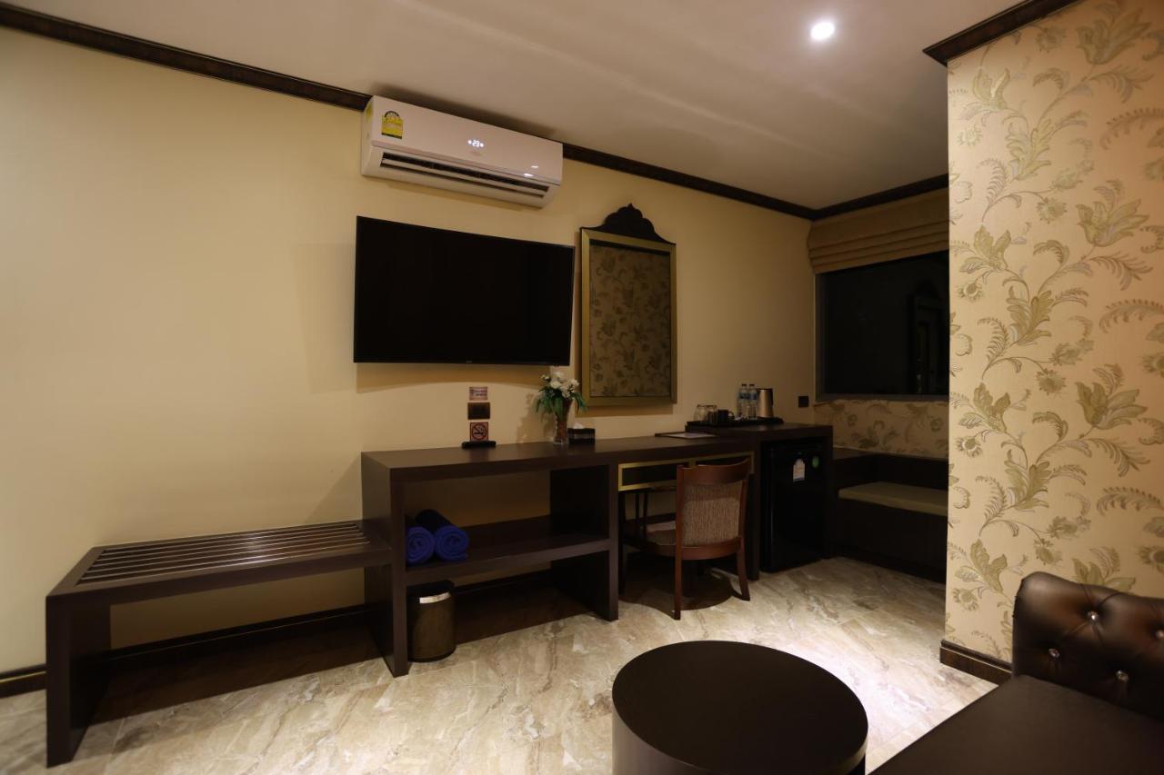 Bab Alhara Hotel Patong Extérieur photo